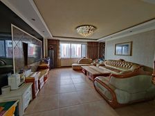 丽景蓝湾B 花园洋房 三室两厅豪装上午打电话 下午别打电话