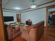 怡景花园3室2厅2卫东南朝向160.0万元/套出售