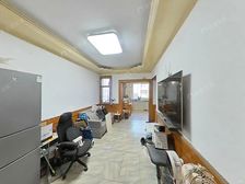 轨交口,可两房,中间楼层,有车位