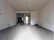 双轻轨旁边,龙头寺公园附近,清水洋房急售