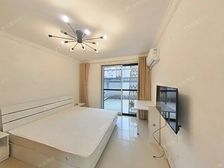 近1号锦江乐园,新出精装一房,一楼带院子,方便老人居住