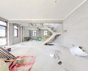 景瑞望府别墅边套花园大 采光好 户型佳 出行方便