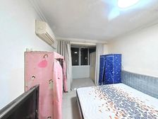 中间楼层 一房一厅带边窗 南北通 诚心出售