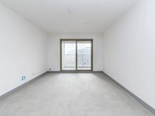 玉兰广场五期 4室2厅 毛坯