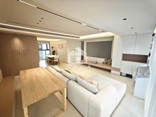 一手现房 出门地铁口学校 银光御品113平4居 精装修 急售