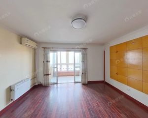 望京花园 高校老师小区 门口地铁站 环境好 高楼层三居急售