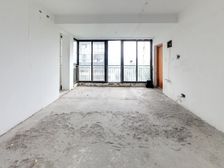 顶加阁 采光好 地段好 交通方便 地铁口