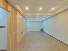 带地暖,沿河景观,视野采光好,小区品质高环境好,