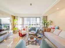 南北通透 湖光壹号 3室2厅 精装修