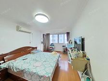 3楼,老客户委托,可两套打通一起卖,看房咨询,租客住