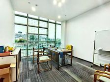 东二环北京站地铁 信通大厦(盈城中心)391平精装遗留带家具