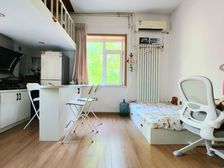 大学路范围内 一室一卫 老别墅 精装修 全明户型 近