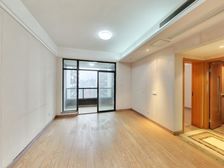 南坪万达商圈协信城 精装两室 从未住过 楼层好 近轻轨