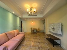 地铁站 大卧室 精装房 正看照母山 协信春山台