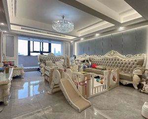 皇冠花园二期8室2厅6卫南朝向880.0万元/套出售