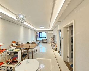 大兴旧宫满五年两居,高楼层采光视野好,室内地暖新风精装