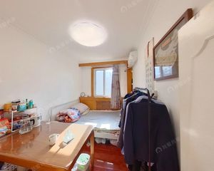 新上高层两居,电梯,双卧朝南采光好,视野开阔无遮挡