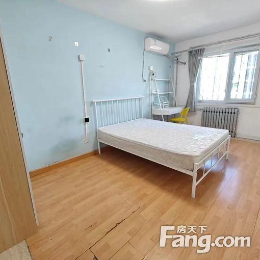  κ����С�� 2��1��1�� 60ƽ��װ�� 2300Ԫ/�� 