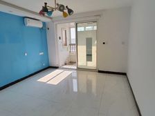 稀有,两套连一起,地铁口,南北通透,楼层好,采光好,有钥匙