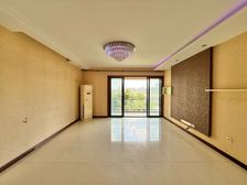 低于市场房价60万 一线江景大平层