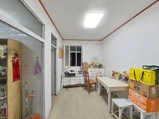 紫藤一村近地鉄!全明户型双南两房,客厅带窗厨卫朝北,诚意出售