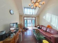 外环路旁,业主诚意出售,看房方便,价可谈,带阁楼,