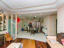 金色新城东区 3室2厅 精装修出售价格可谈