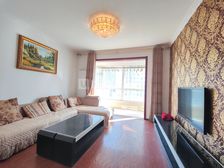 兴洛湖公园 精装修 两室,出门地铁口