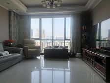 渝北区 龙湖水晶郦城静苑 三房 189万