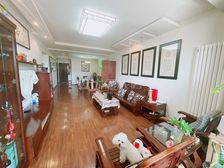 90万元 精装 114平 2居室 南北通透 朋