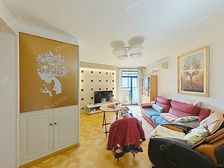 地铁口50米、菜市场门口、中间楼层、业主诚心出售