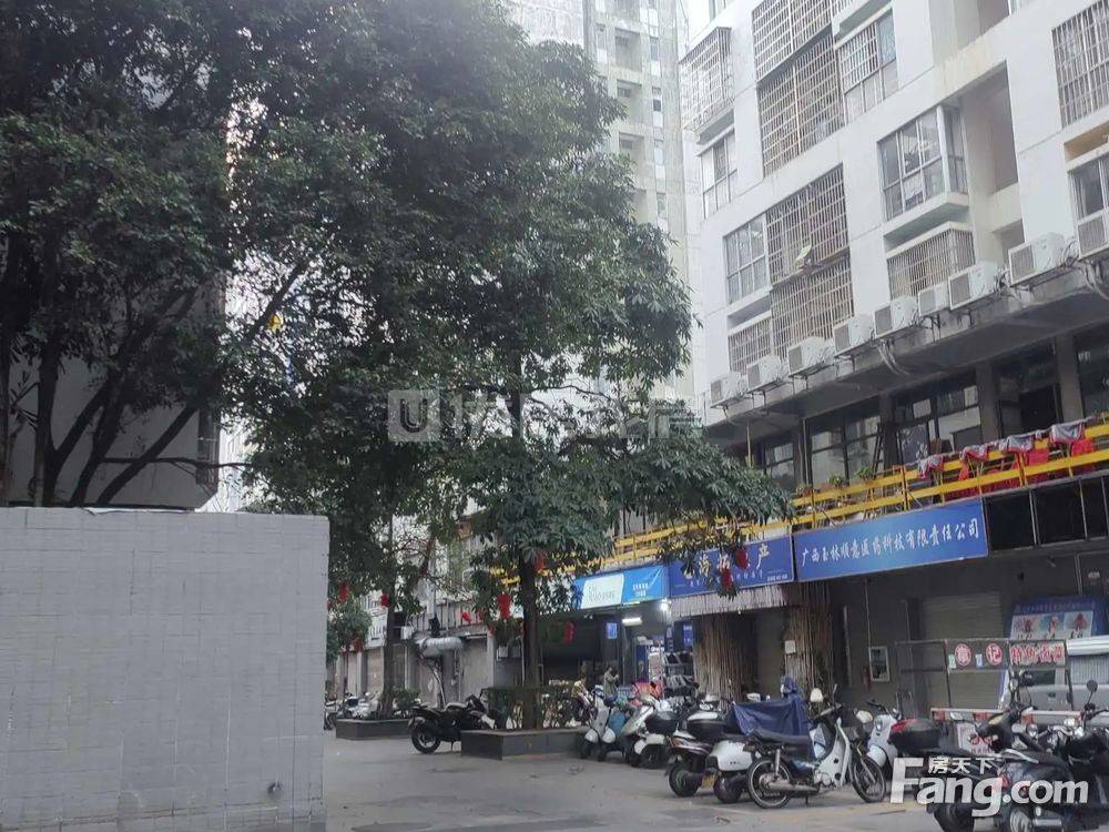 小区相关图