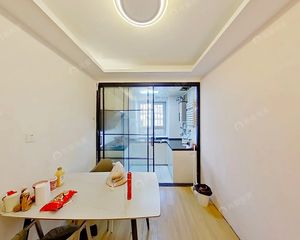 小区马上改造,精装修,邻龙潭湖,双地铁,潘家园南里南北两居
