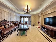 两江新区 御城华府 三房 118.8万