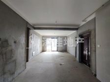 周山汇水二期 大平层 带两个车位 21楼 单价仅九千