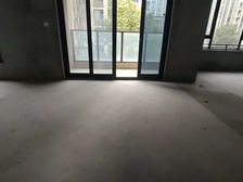 中梁壹号院4室2厅2卫南朝向318.0万元/套出售