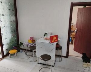 正南密云行宫小区2室1厅精装修