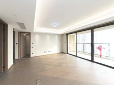 新出春秋祥云如院 全新 精装修未住 好楼层 随时看房