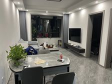 珑园一楼 大两室 南北通透 打包 可议