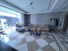 正南海语天下5室2厅精装修