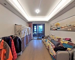 万科.东潮之滨 精装修三房 业主诚售 随时可看