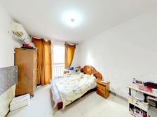 都市阳光 简单装修装 经典2居室 双阳卧室 带小房