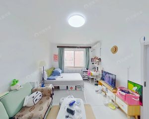 老业主再次出售 板楼南向一居室 精装修 靠谱出售 专属委托我