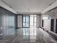 明湖悦府4室2厅2卫南朝向1200.0万元/套出售