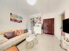 荷韵高层一房一厅 温馨精装修 中间楼层 家具全留 业主诚心卖