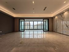 九龙坡区 华润置地悦府 四房 438万