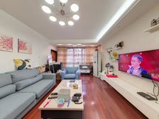 专做堇山小河鄞州实验中房东诚心出售 精装保养好户型方正采光好