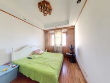 佣.金1% 保真 警察大院 总价低,业主诚心出售,采光好