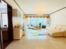 光大花园二期 花园中心 电梯正规四房 带宝玉直