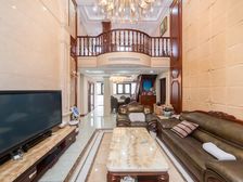 绿都万和城二区 电梯洋房顶复6室2厅 精装修